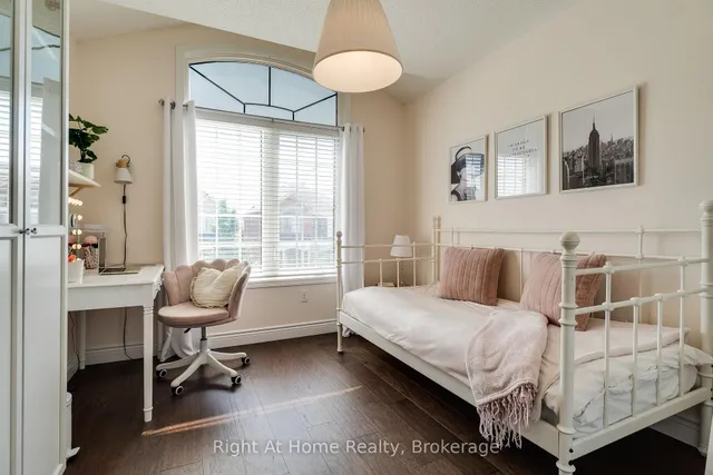 Additional image 29 of 4269 Carrick St