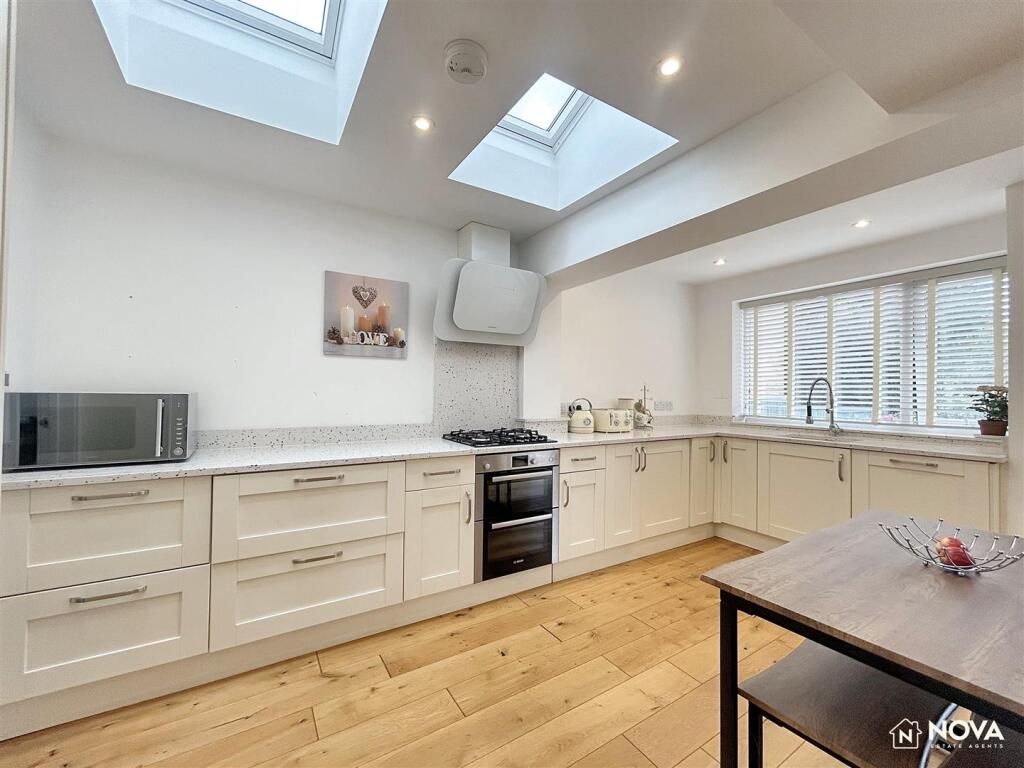 Additional image 8 of Wroxham Way, Harpenden