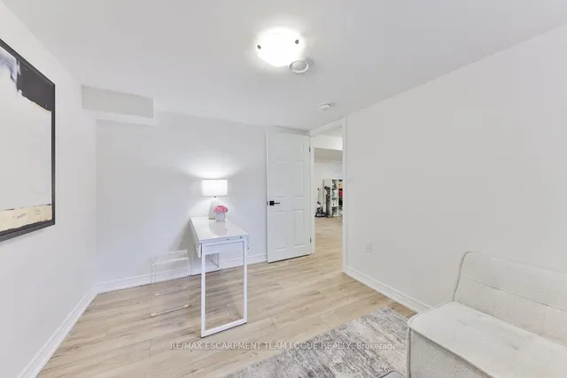 Additional image 34 of 149 East 33rd St