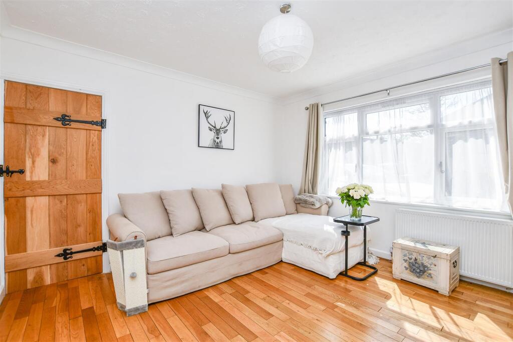 Additional image 3 of Aubrey Avenue, London Colney, St. Albans