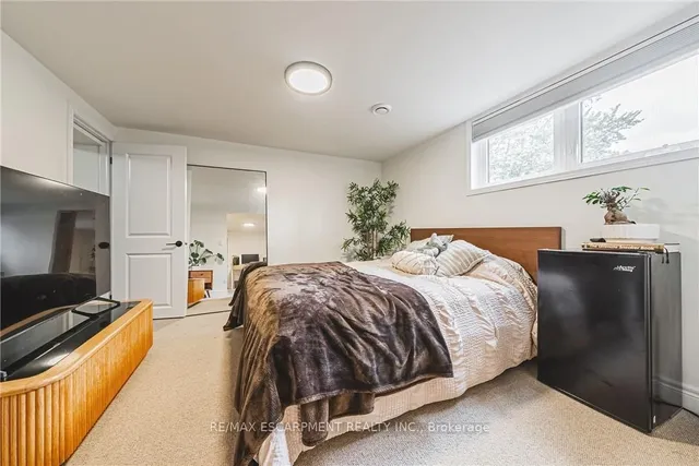 Additional image 28 of 452 John Frederick Dr