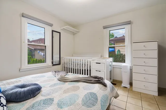 Additional image 12 of 22 Aikman Ave