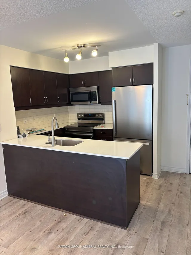 Additional image 3 of 27 Rean Dr Unit 604