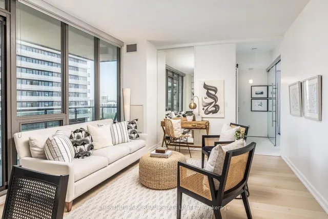 Additional image 5 of 33 Lombard St Unit 2106