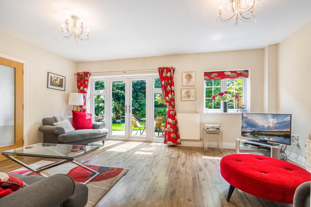 Additional image 5 of Mortimer Crescent, Kings Park, St. Albans, Hertfordshire, AL3