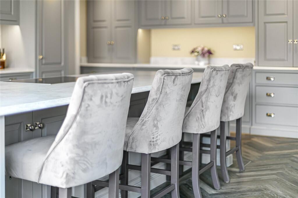 Additional image 8 of The Grove, Brookmans Park, Hertfordshire, AL9