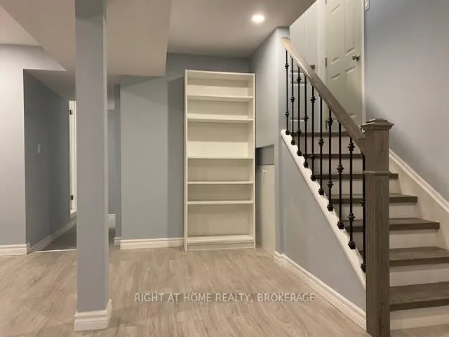 Additional image 24 of 74 Seabreeze Cres