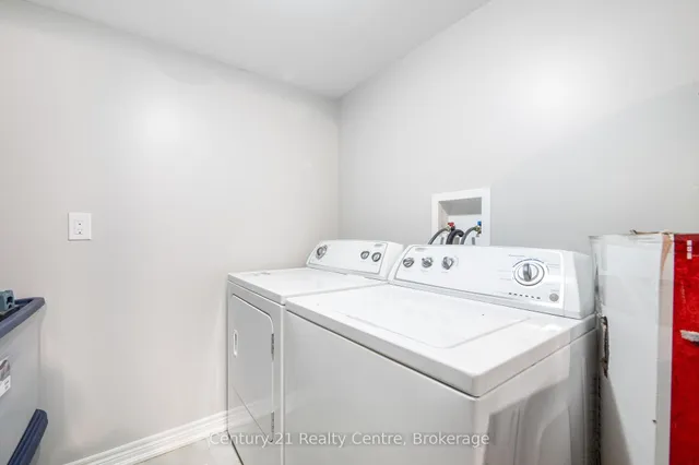 Additional image 33 of 741 Wettlaufer Terr