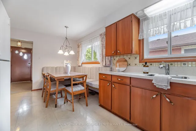 房产图片 18 - 121 Manning Ave