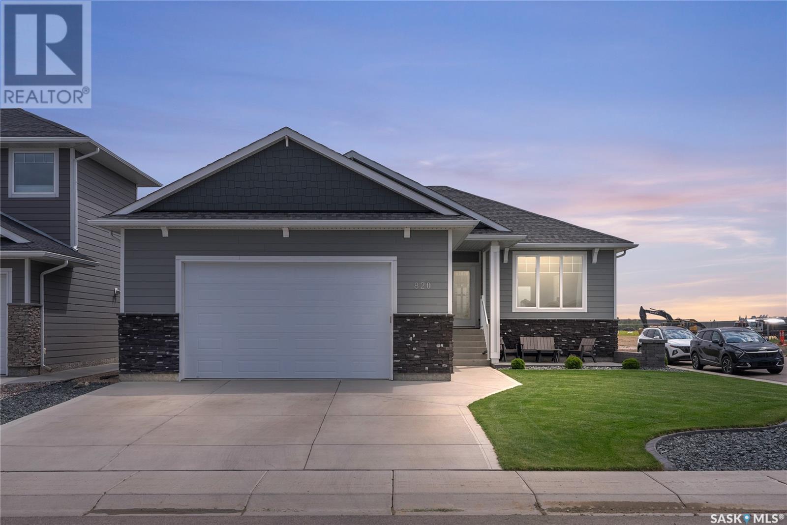 820 1st AVENUE N|Warman, Saskatchewan S0K4S5