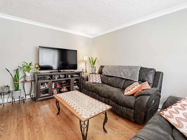 房产图片 7 - 61 Wise Cres