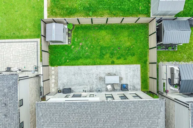 Additional image 35 of 577 Bridgemill Cres