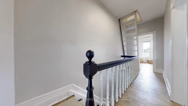 Additional image 17 of 511 Perth Ave