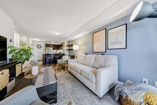 房产图片 3 - 275 约克兰路 Unit 1408