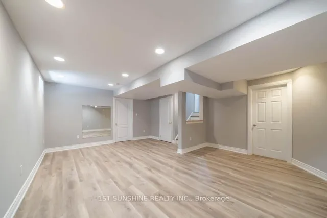 Additional image 35 of 4 Cabriolet Cres