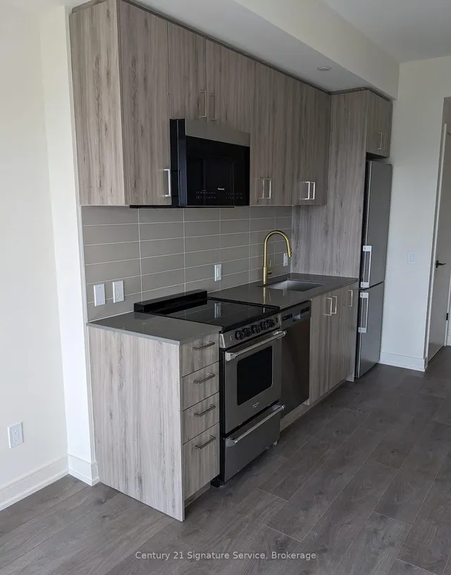 Additional image 4 of 8010 Derry Rd Unit 1004