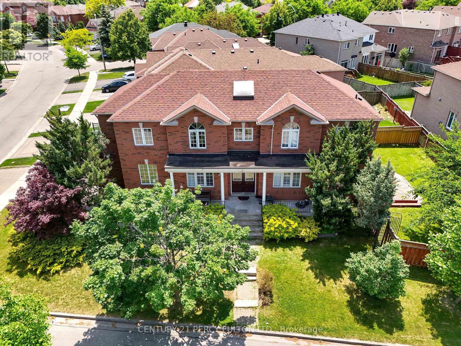 66 MOREAU TRAIL|Toronto (Clairlea-Birchmount), Ontario M1L4V2