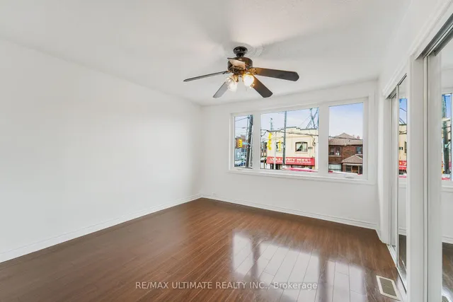 Additional image 13 of 2010 Dufferin St