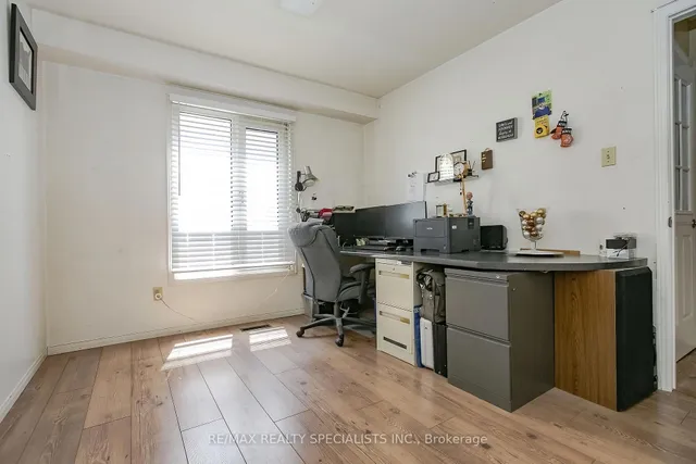 Additional image 17 of 50 Lilly Cres