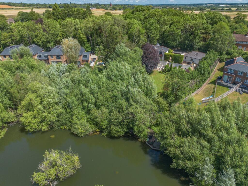 Additional image 7 of Radlett Road, Frogmore, St. Albans, Hertfordshire