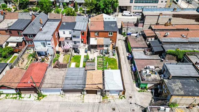 Additional image 47 of 12 Earlscourt Ave