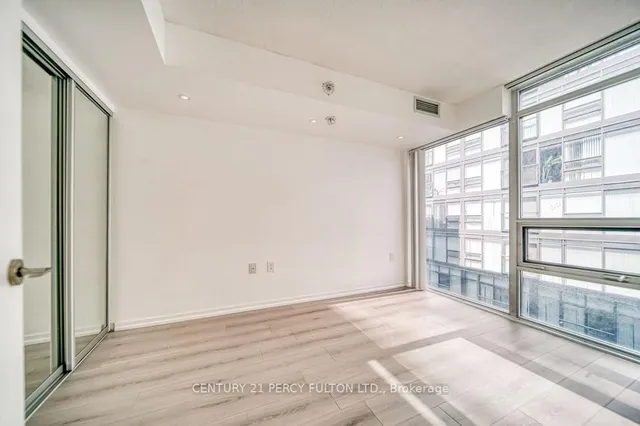 Additional image 16 of 36 Lisgar St Unit 1805W