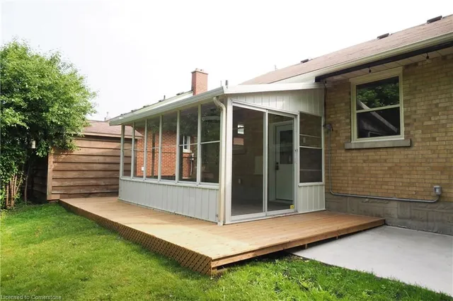 Additional image 21 of 383 Dumfries Ave