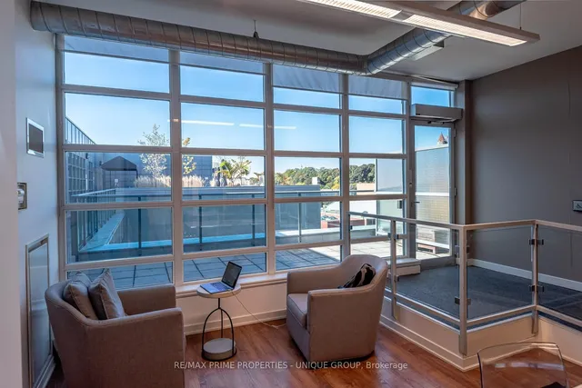 Additional image 38 of 380 Macpherson Ave Unit 209