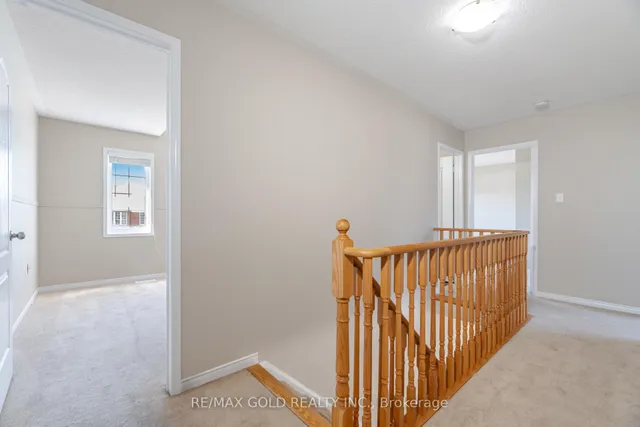 Additional image 26 of 26 Bushmill Circ