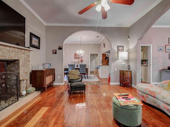 3220 Marigold St, Houston, TX 77009