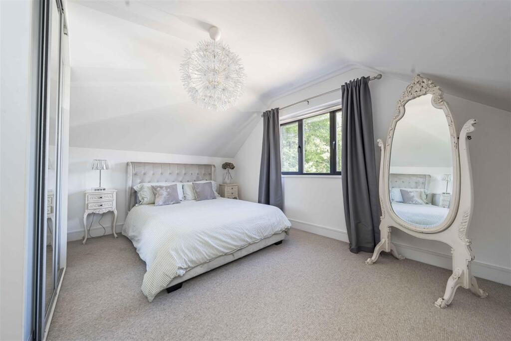 Additional image 15 of Bucknalls Drive, Bricket Wood, St. Albans