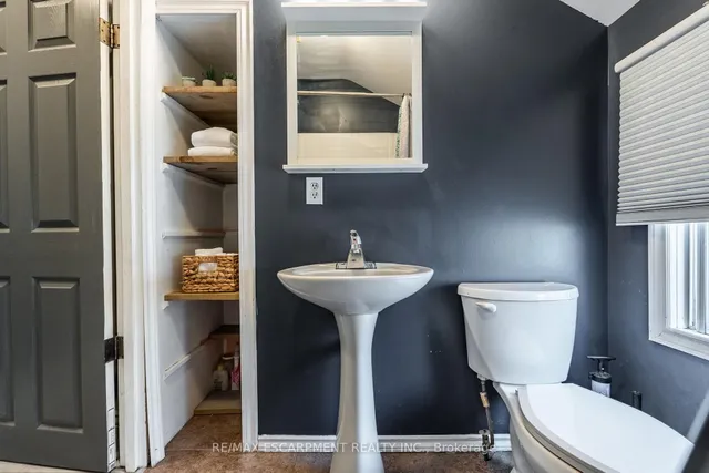 Additional image 21 of 52 CONNAUGHT Ave