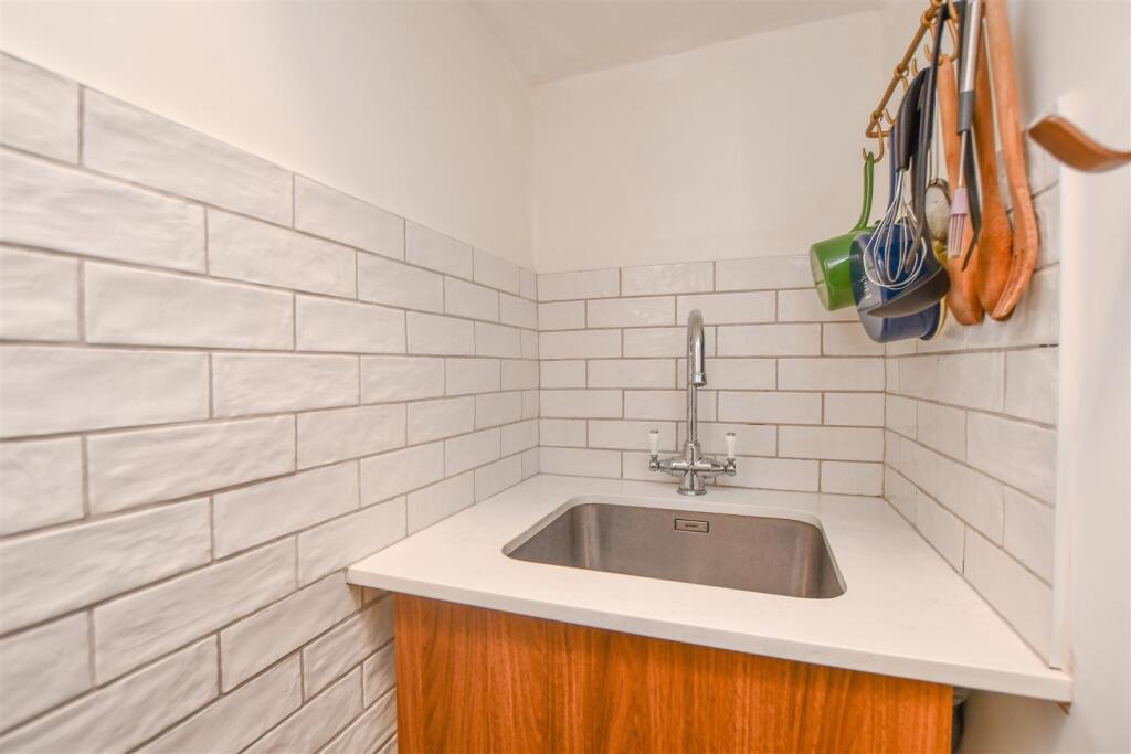 Additional image 9 of Granville Road, St. Albans