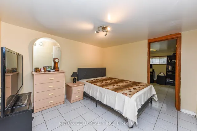 Additional image 29 of 3507 Laddie Cres