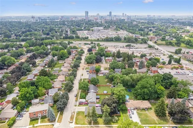 Additional image 43 of 143 Bruce St