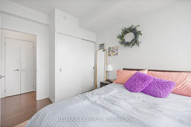 Additional image 15 of 170 Fort York Blvd Unit 1412