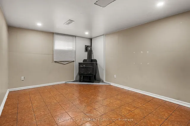 Additional image 33 of 84 Goldsboro Rd