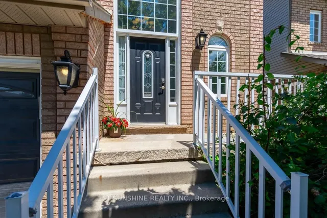 Additional image 4 of 4 Cabriolet Cres