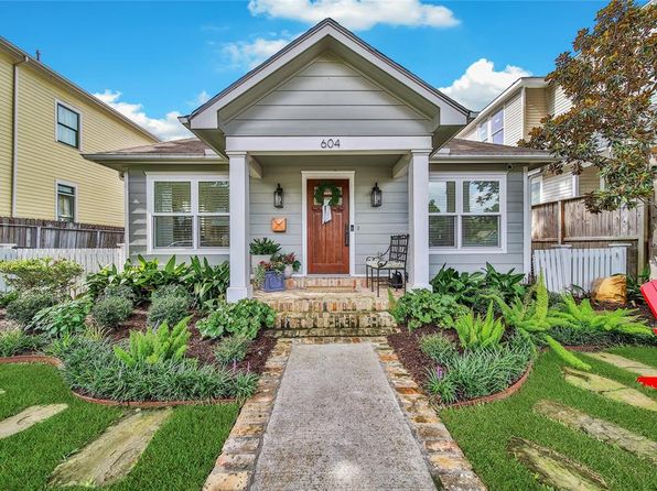 604 E 10th 1/2 St, Houston, TX 77008