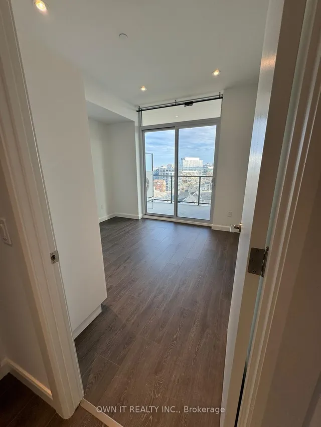 Additional image 7 of 741 King St Unit 608