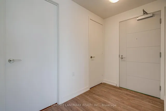 Additional image 23 of 203 College St Unit 1204