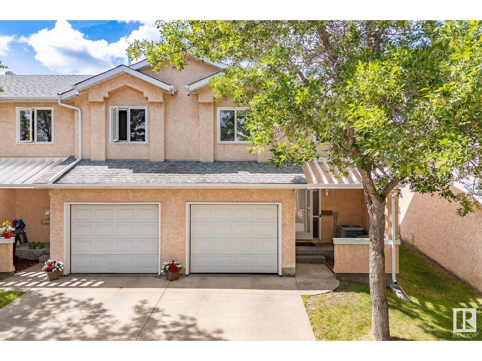 7527 188 ST NW|Edmonton, Alberta T5T5W9