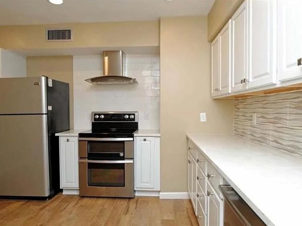2700 Bellefontaine St, Houston, TX 