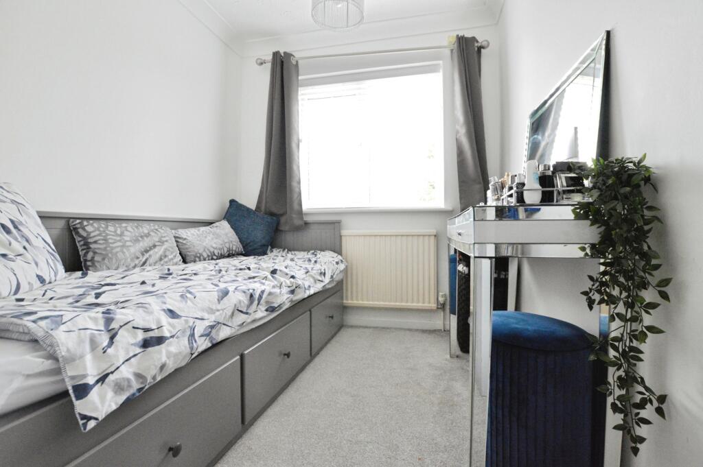 Additional image 18 of Vicarage Gardens, Flamstead, AL3