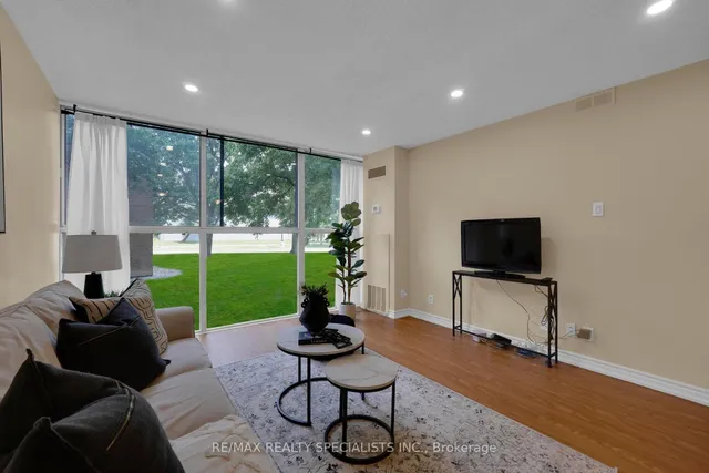 房产图片 4 - 35 Trailwood Dr 单元 113