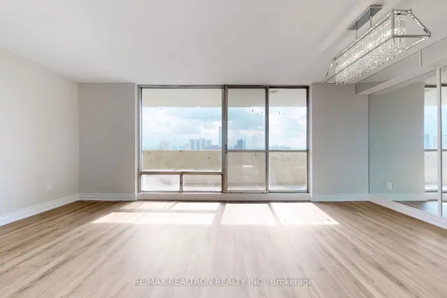 Additional image 6 of 1 Massey Sq Unit 1506