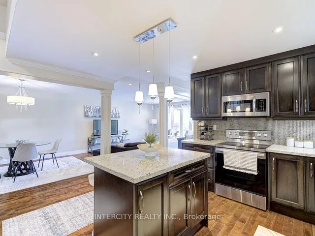 Additional image 19 of 841 Coulson Ave