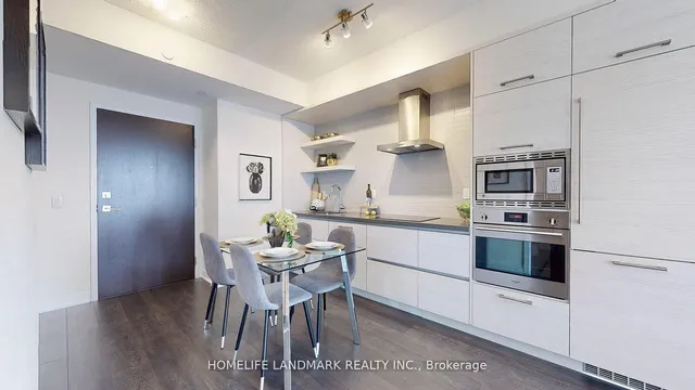 Additional image 11 of 2221 Yonge St Unit 3304