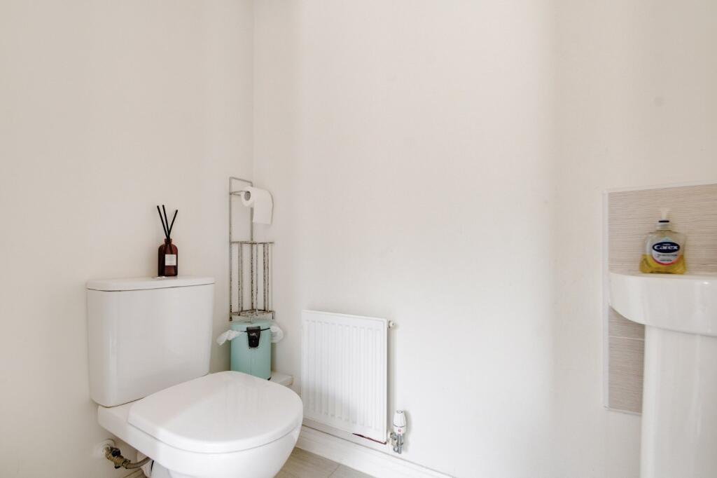 Additional image 6 of Hawker Close, Birmingham, West Midlands, B31