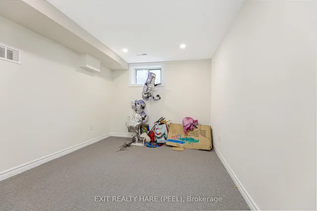 Additional image 13 of 4 Moore Cres